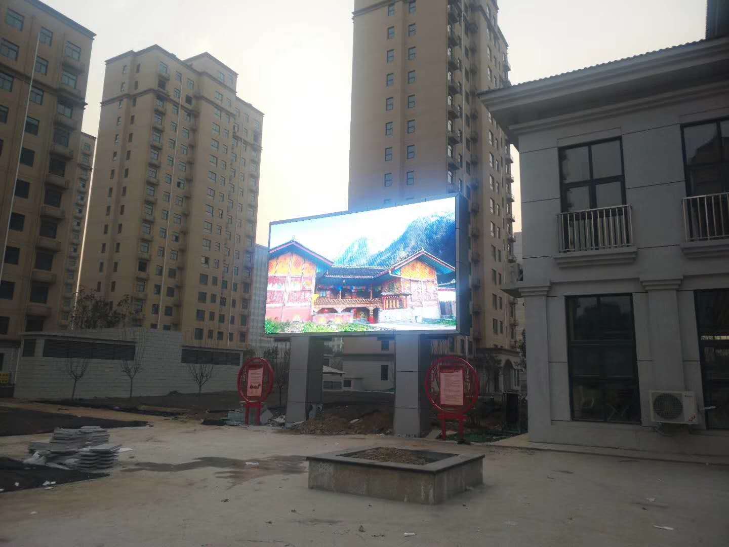 郑州LED显示屏 郑州LED显示屏
