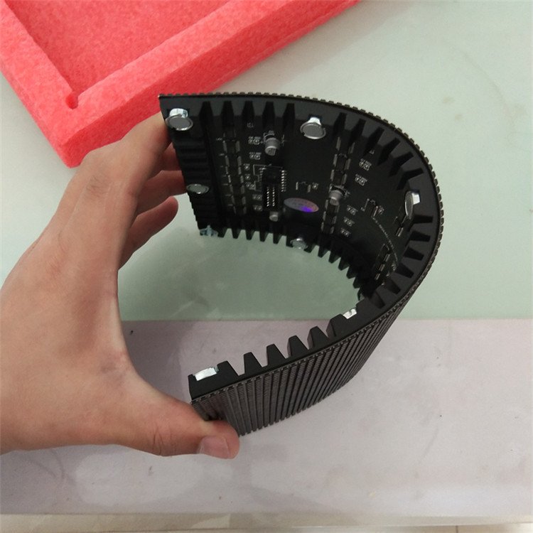 郑州异形屏定制 郑州异形屏定制